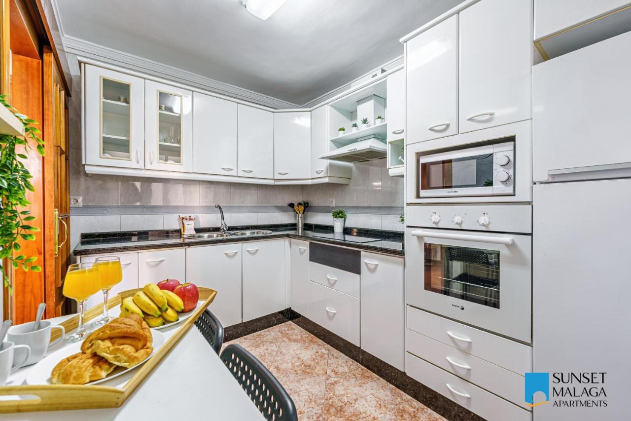 Malaga Central Station Apartment Exteriör bild